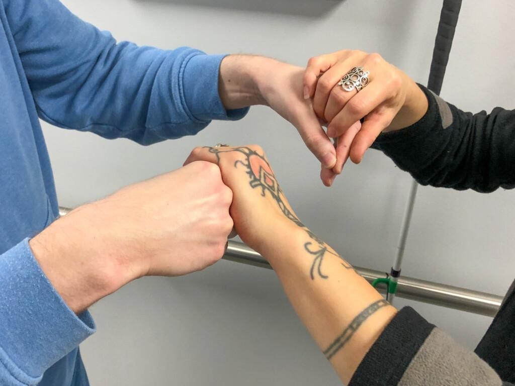 Taktiilia viittomakieltä kädestä käteen